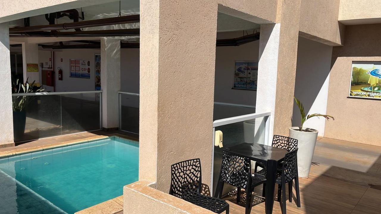 Flat Novo Em Olimpia Com Churrasqueira E Varanda Privativa Exterior photo