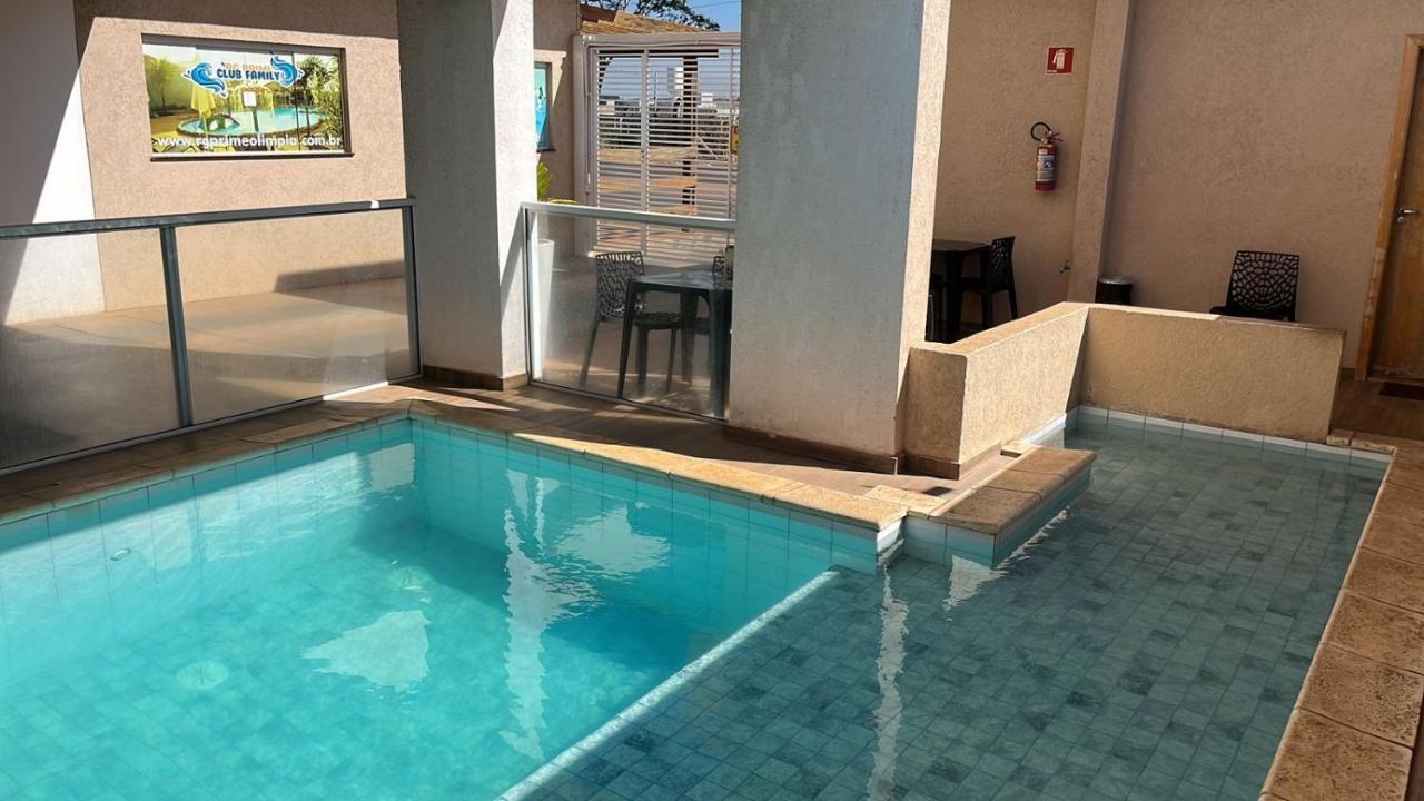Flat Novo Em Olimpia Com Churrasqueira E Varanda Privativa Exterior photo